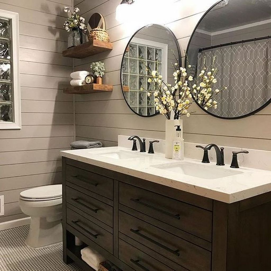 30+ Farmhouse Bathroom Decor Ideas