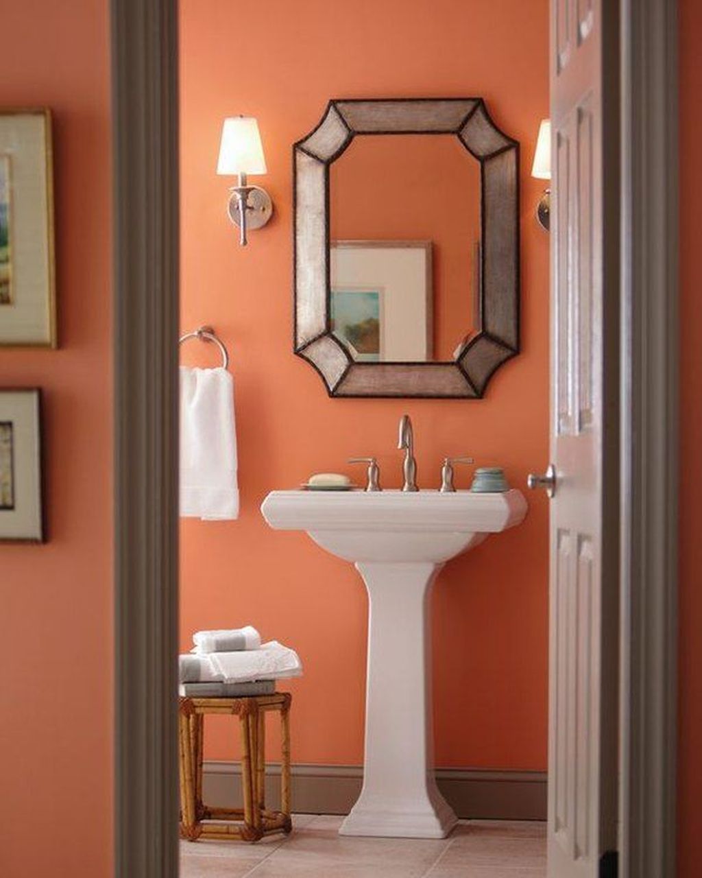 33 Affordable Coral Color Bathroom Decor Ideas SWEETYHOMEE