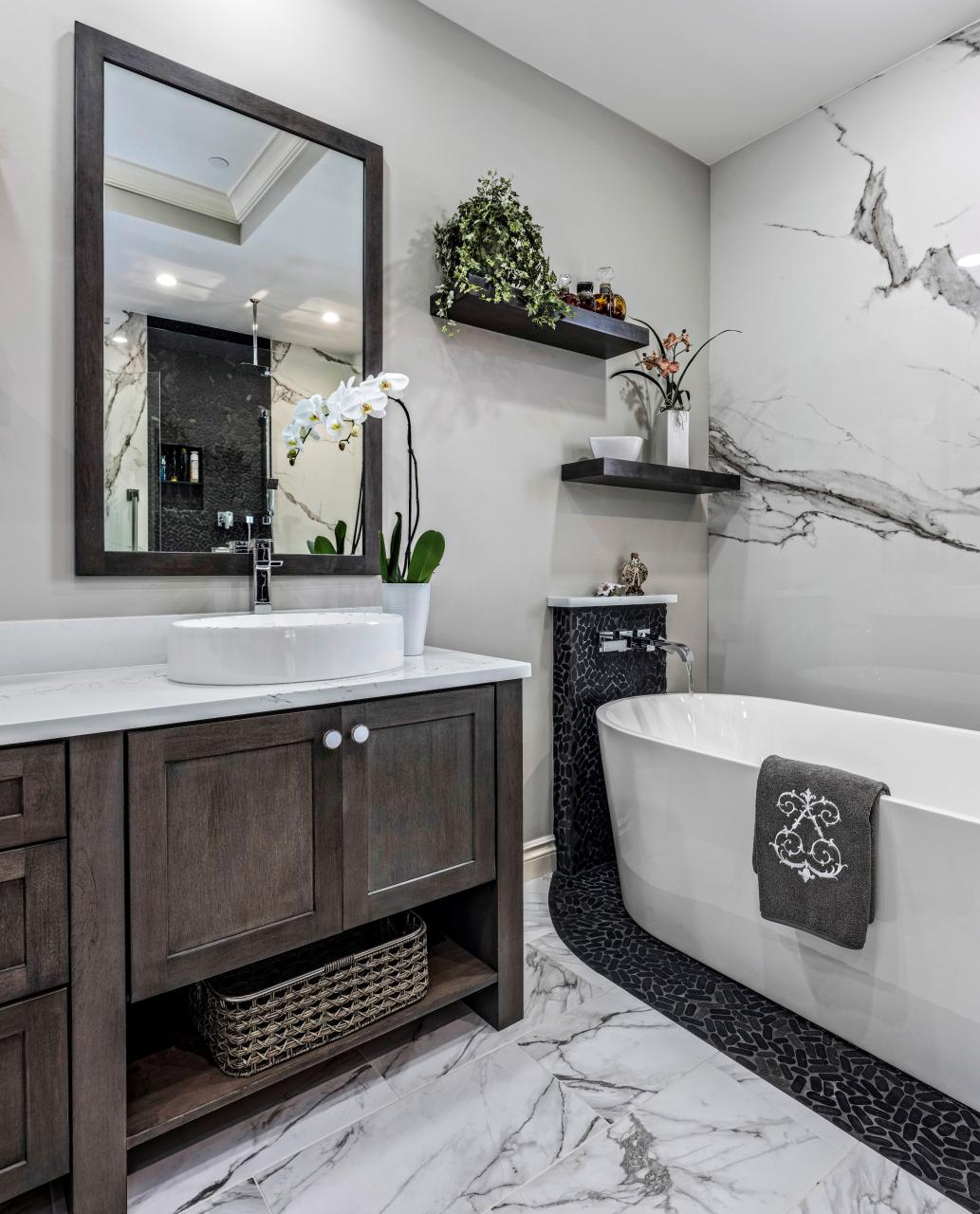 How Much Does Bathroom Remodeling Typically Cost? Bakersfield