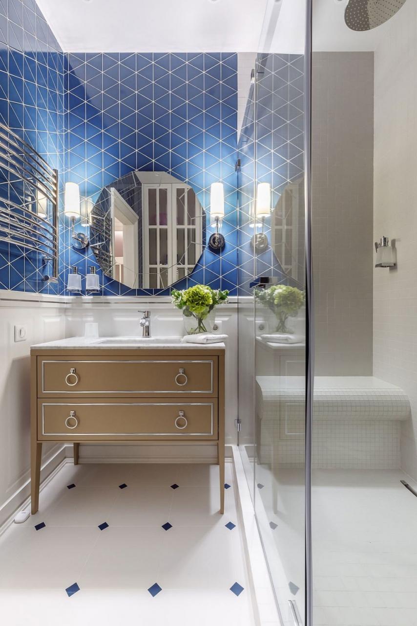 Small Bathrooms in Blue and White Trendy and Timeless Duo Decoist