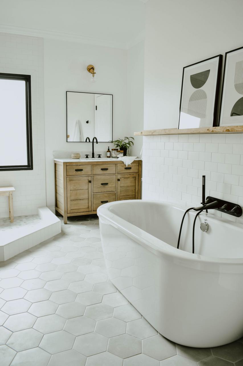 bathroom remodel, white bathroom, white subway tile wall, matte black