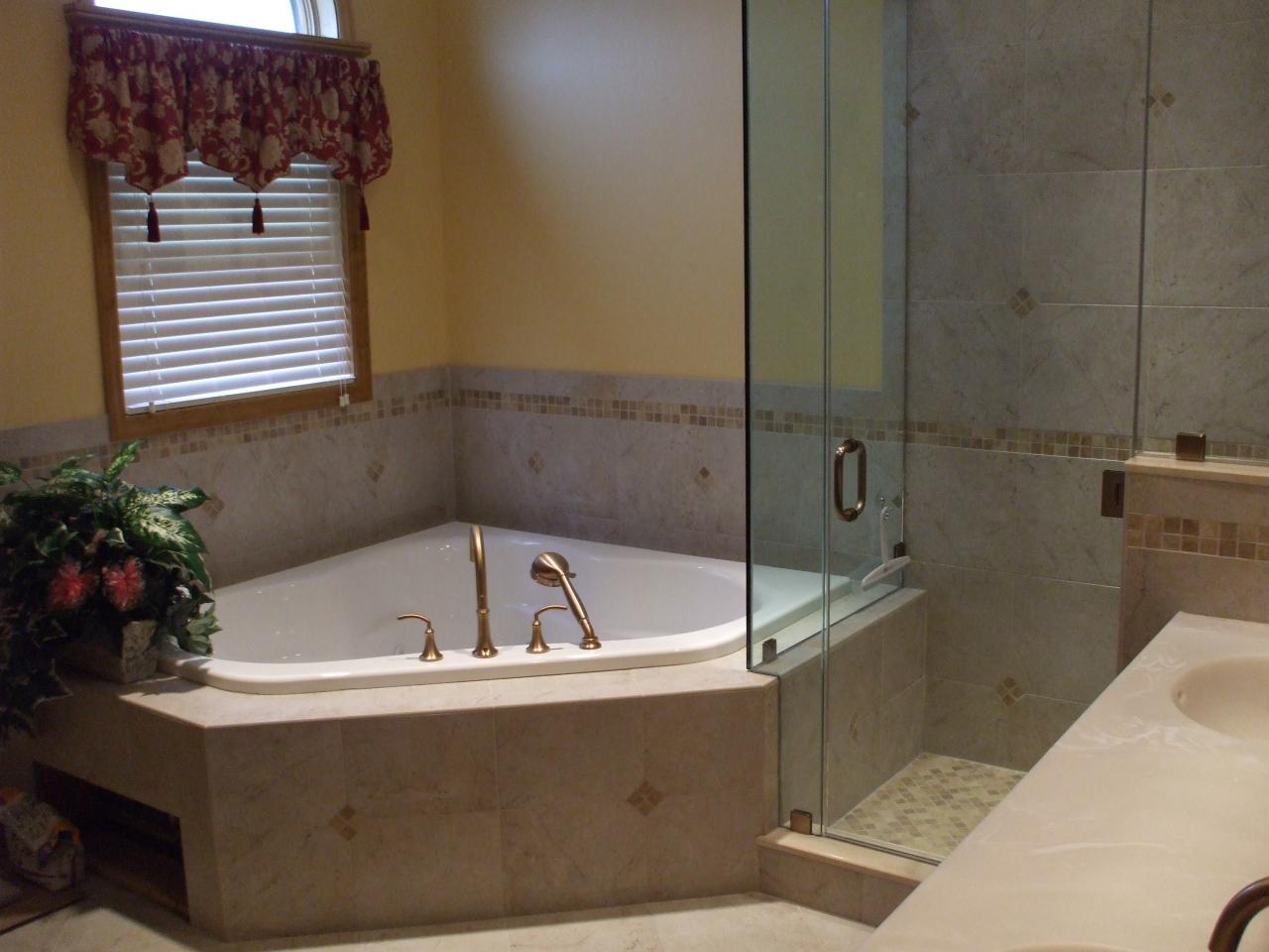 Ultimate Guide to Bathroom Corner Bath Ideas for Your Small Room