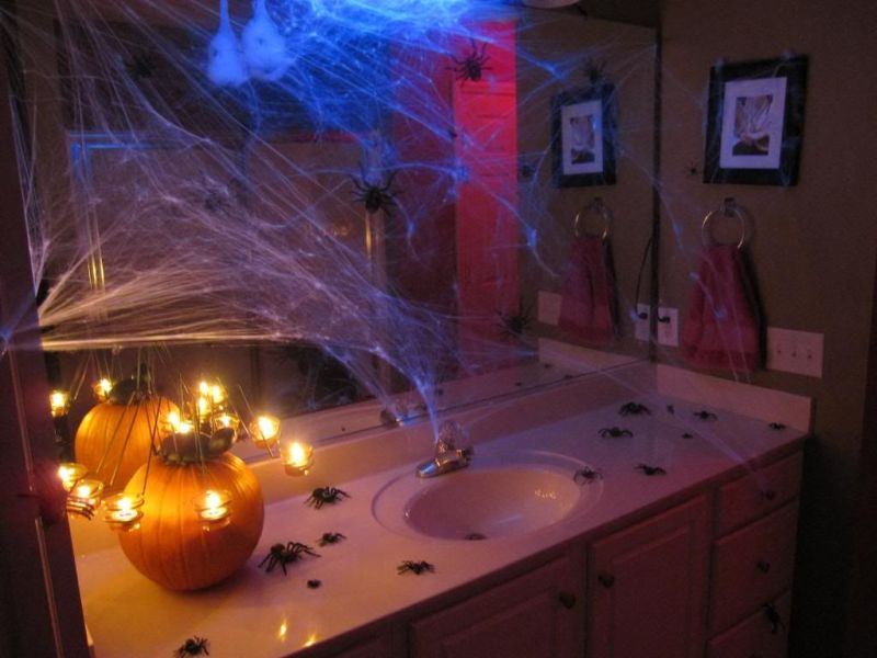 10 Spooky Halloween Bathroom Decorating Ideas for 2020