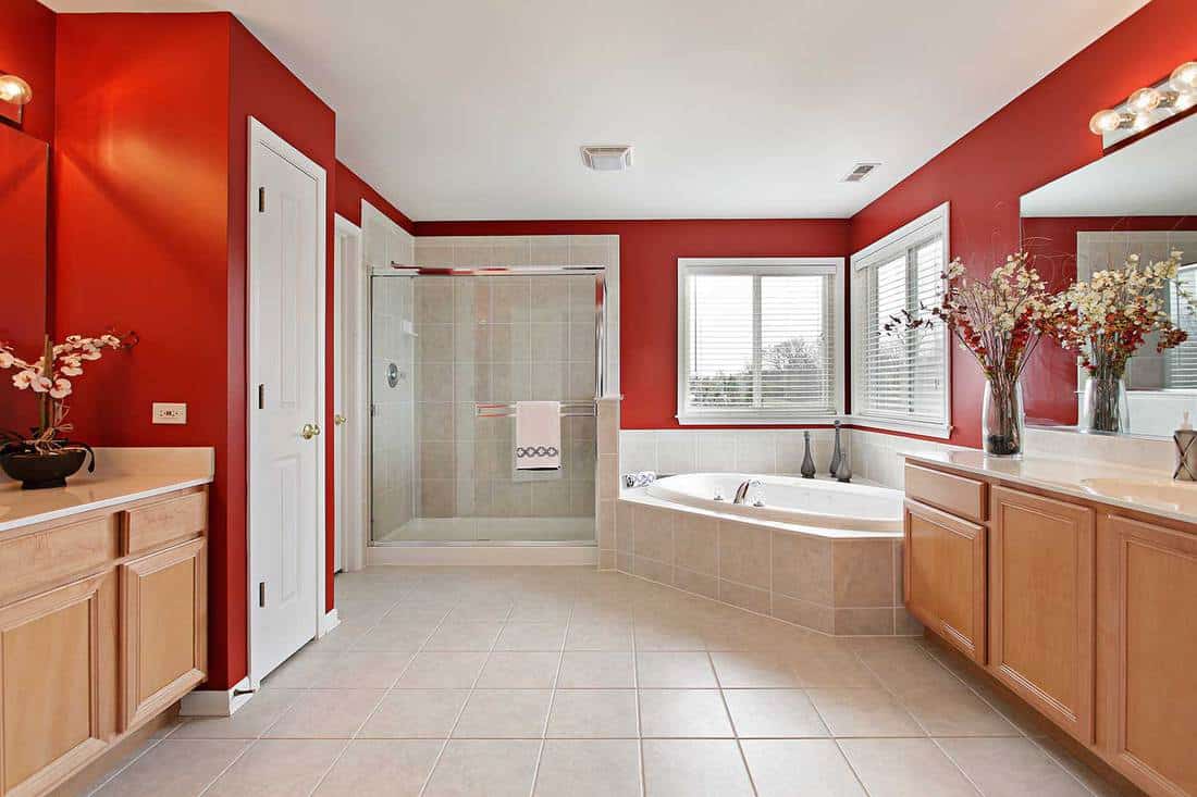 60 Red Bathroom Ideas [Huge Image Gallery!] Home Decor Bliss