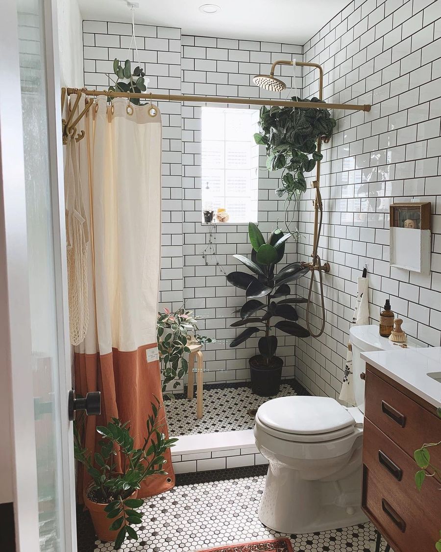 15 Bohemian Bathroom Decor Ideas & Trends
