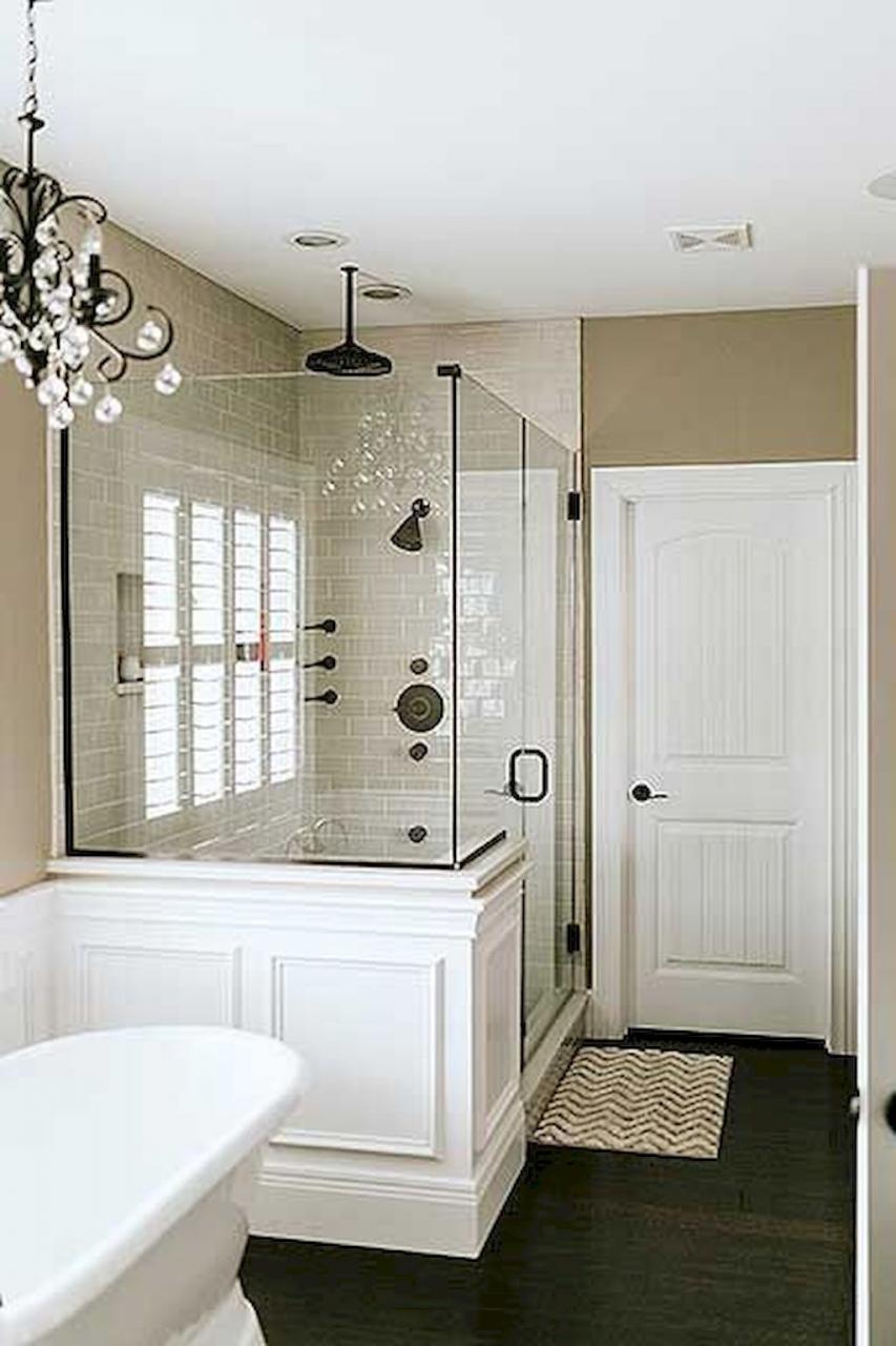 34 Popular And Stylish Small Master Bathroom Remodel Ideas HMDCRTN