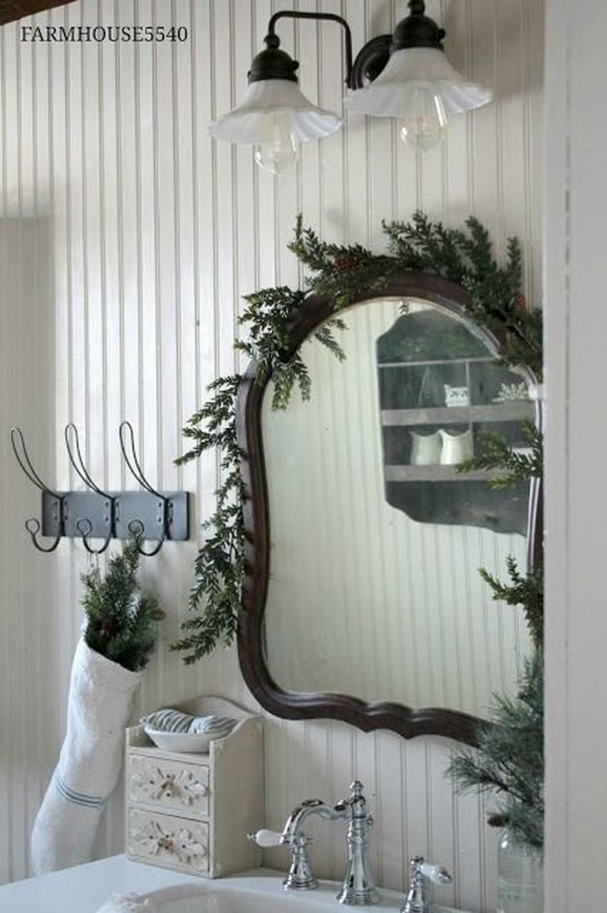 34 Stunning Winter Bathroom Decor Ideas HMDCRTN