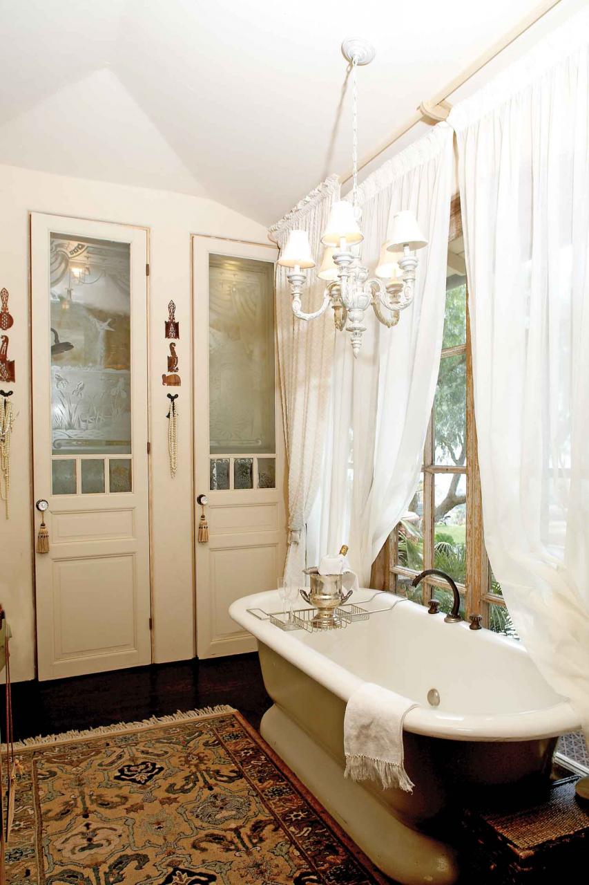 Amazing set of vintage style bathroom renovation ideas Interior