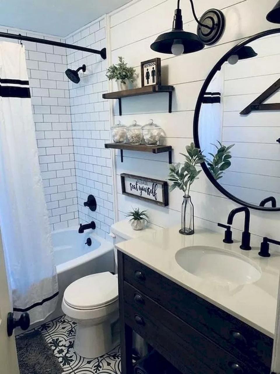 35 Amazing Small Apartment Bathroom Decoration You Can Try BESTHOMISH