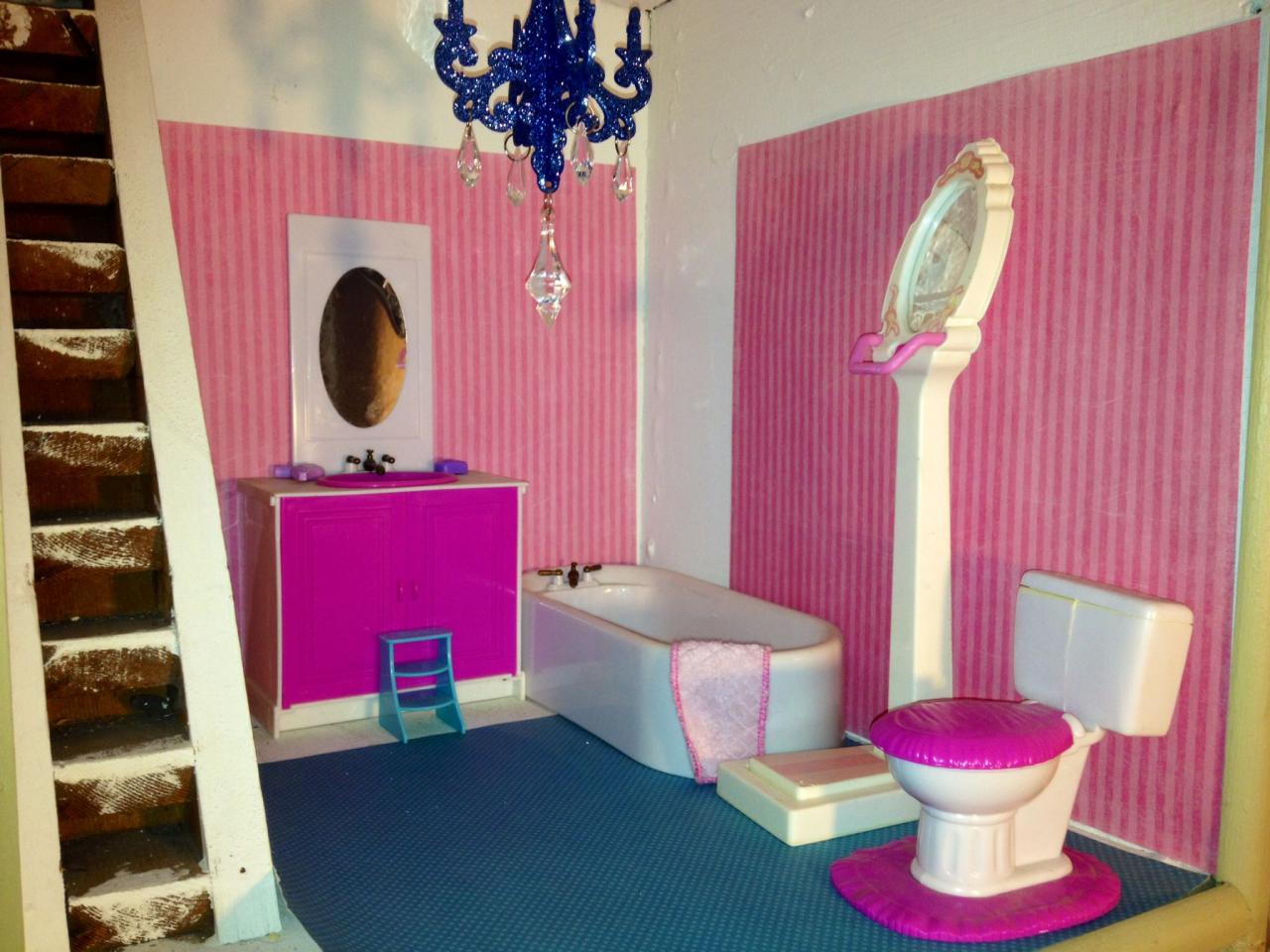 Barbie bathroom Barbie bathroom, Barbie house, Home decor