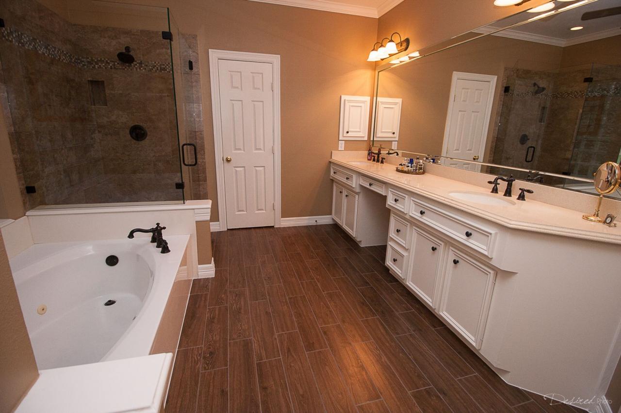 Bathroom remodel completed by Griffin Construction in Houston, Tx