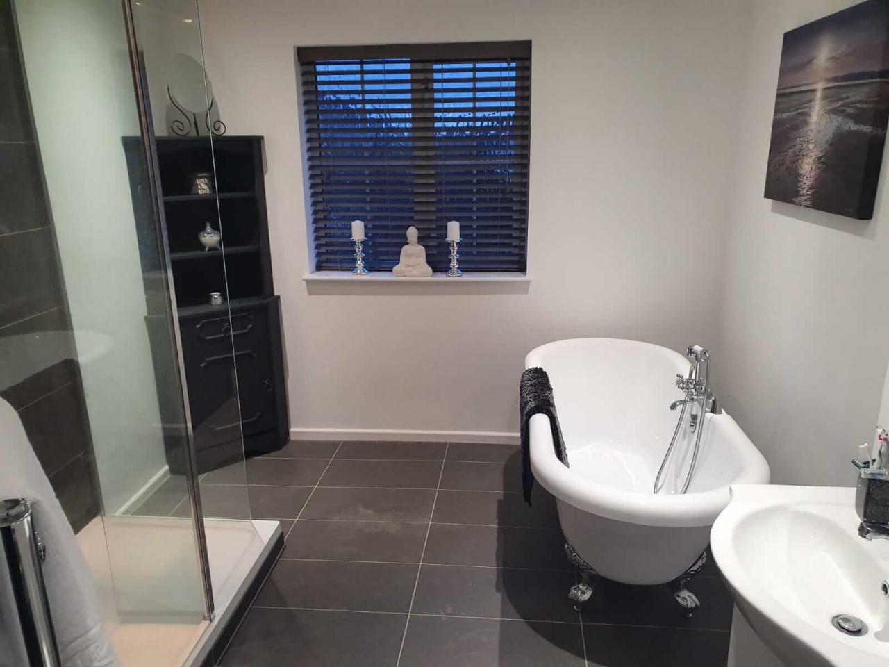 Bathrooms Northampton Bespoke Luxury Bathrooms