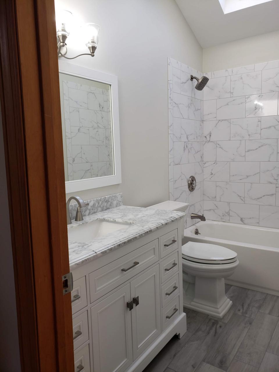 Tips For a Bathroom Remodeling Project Long Island Contractors