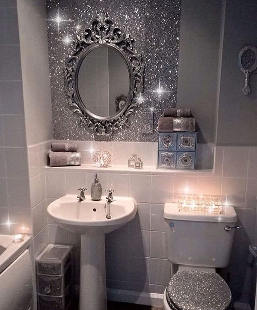 40 Comfy And Glamorous Bathroom Decor Ideas Glamorous bathroom decor