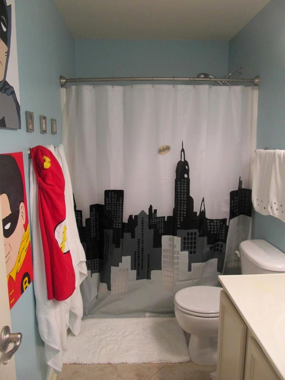 Superhero bathroom Bathroom kids, Superhero bathroom, Kid bathroom decor