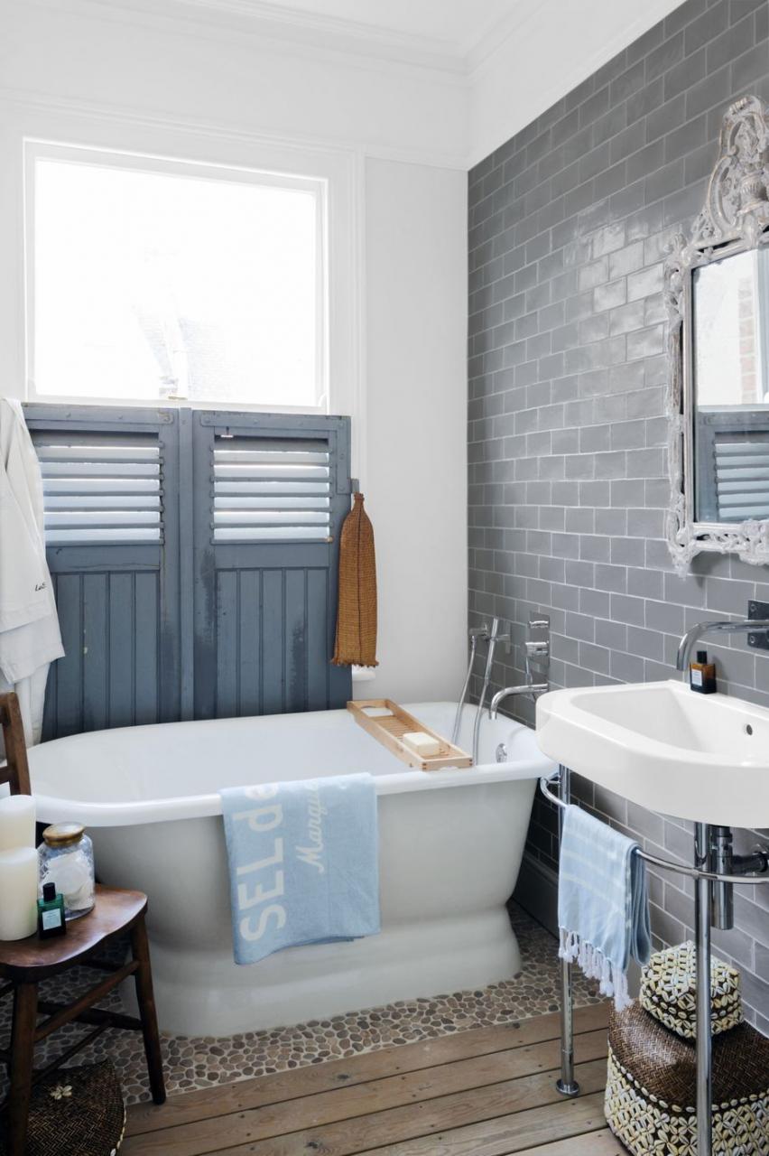 20 BudgetFriendly Bath Ideas in 2020 Bathroom design, Orange