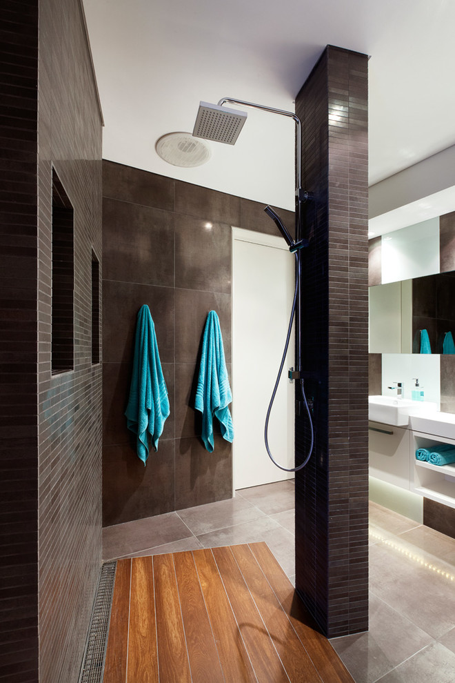 15 Stunning Masculine Bathroom Design Ideas