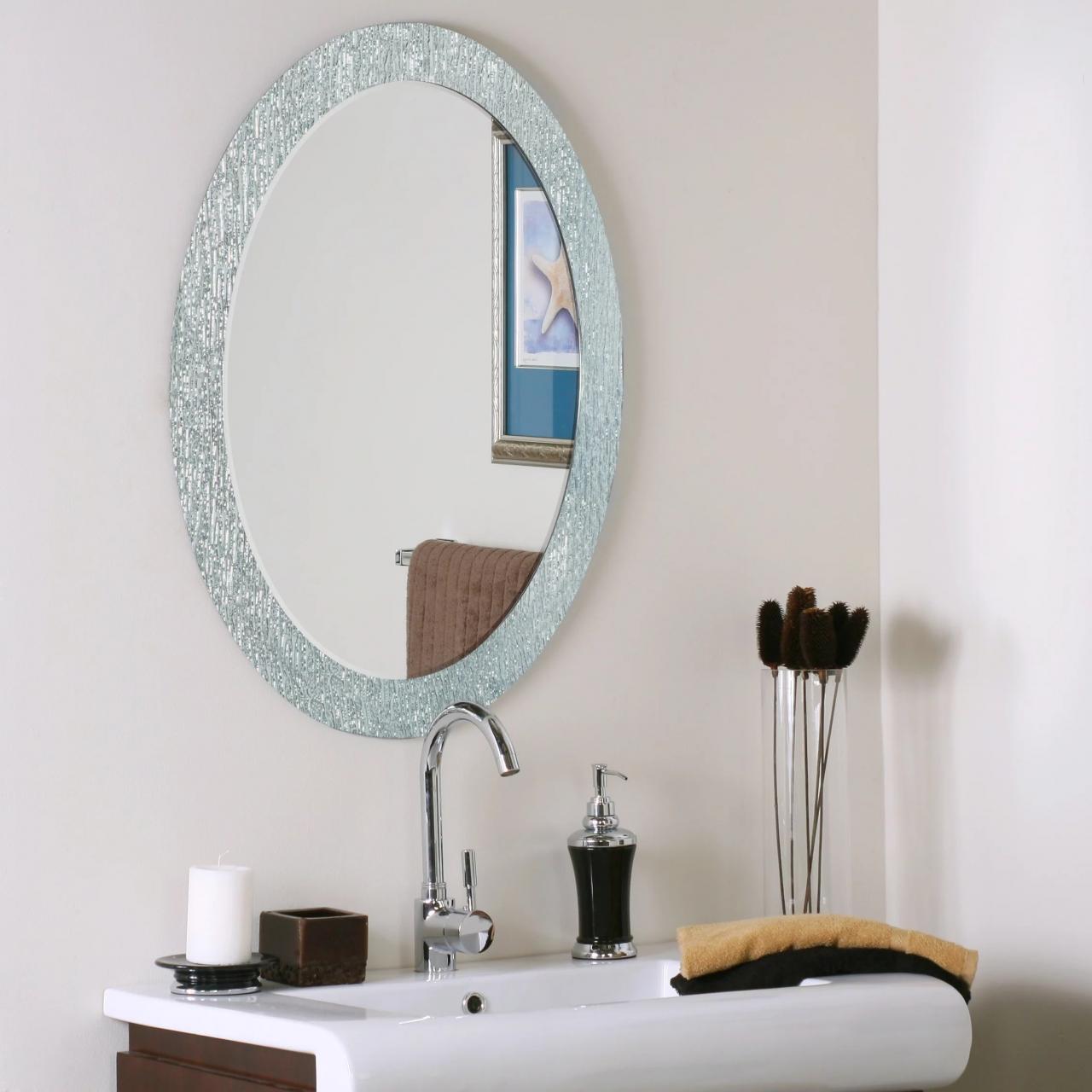 Molten bathroom mirror (Oval)