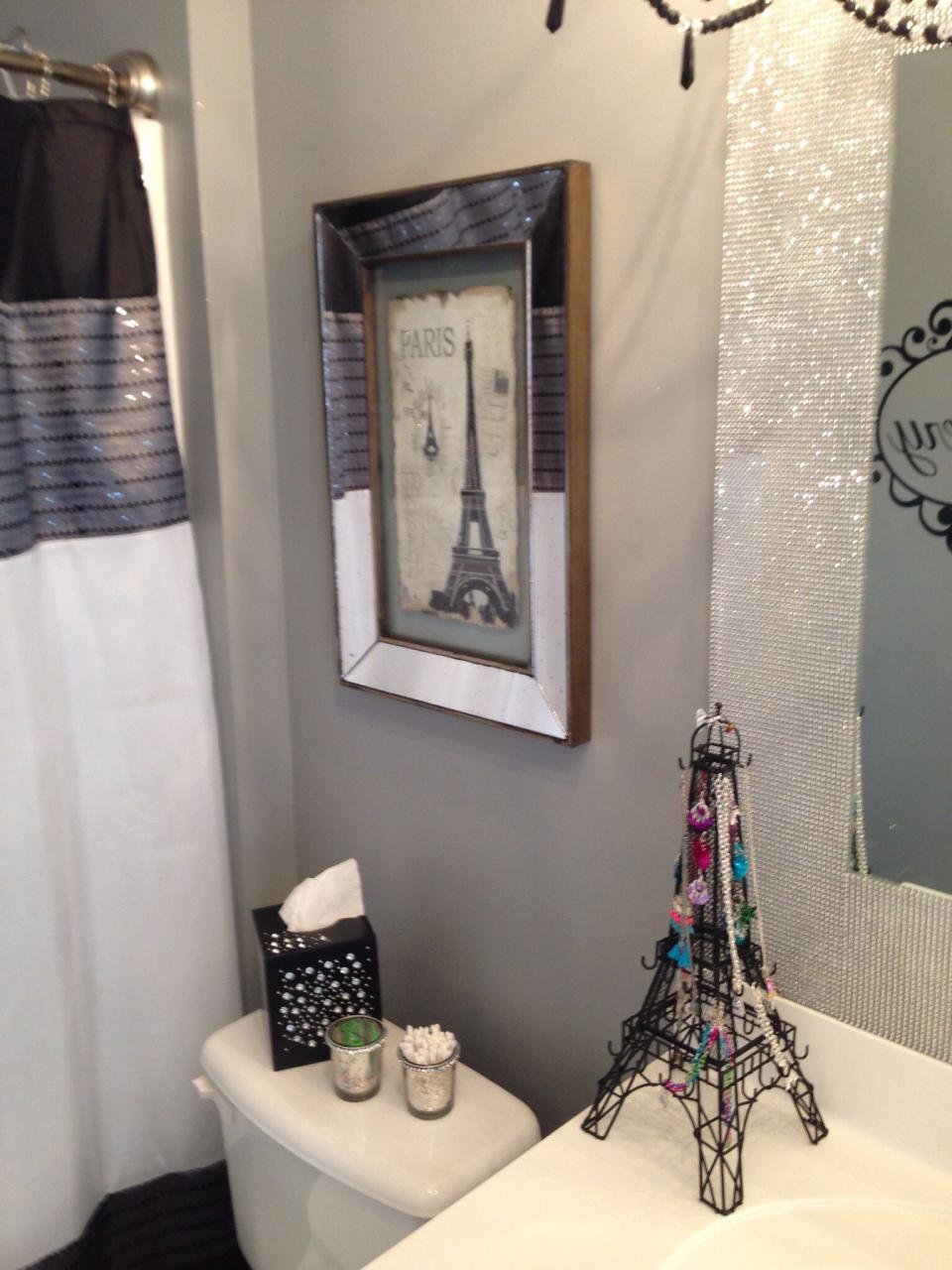 Glitter Painted Walls Valspar Paint with 6 Bags of Glitter. Did my