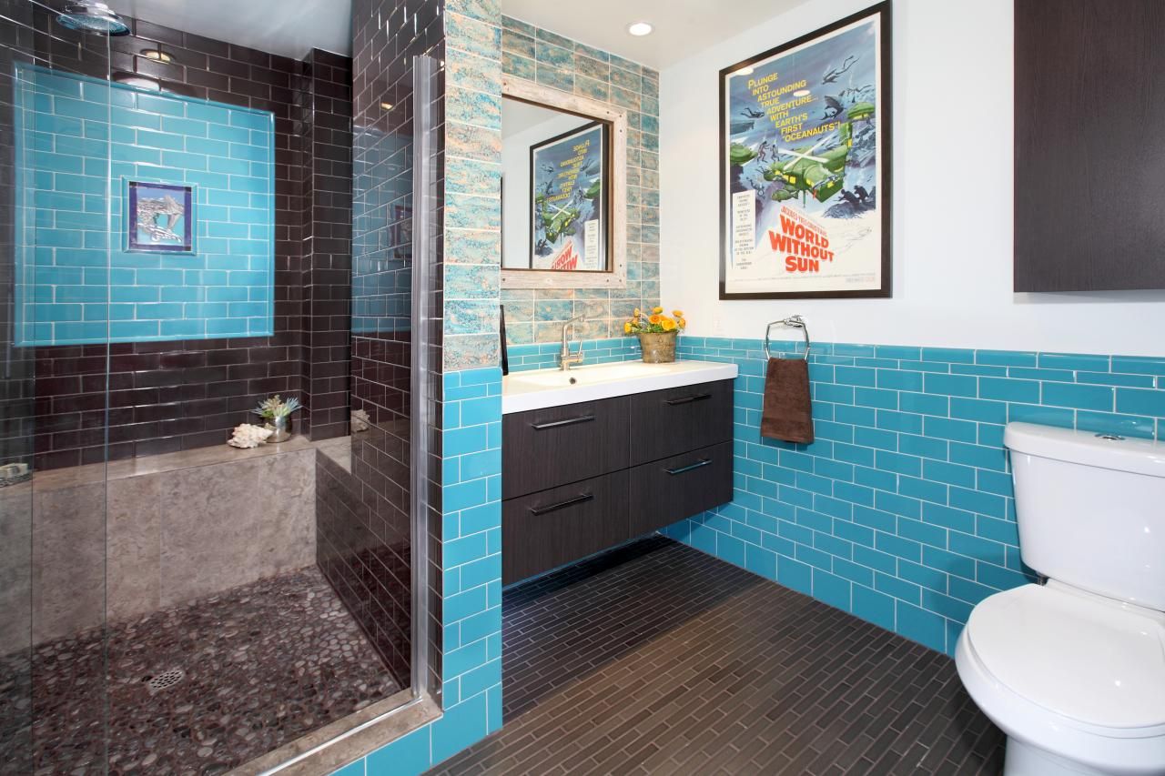 Rich, dark browns and a vibrant teal blue combine in this midcentury