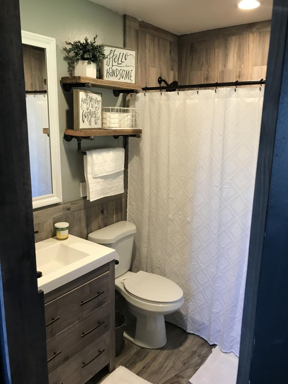 Mens Bathroom Decor 2020 in 2020 Mens bathroom decor, Restroom decor