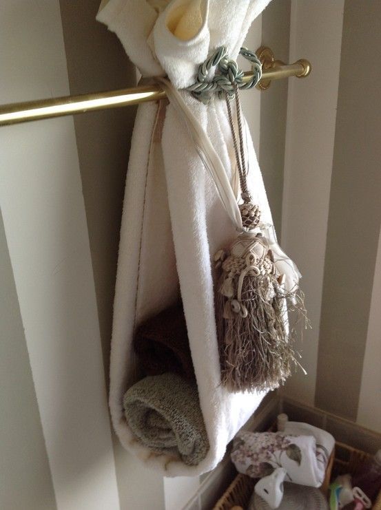 25+ Creatively Easy Decorative Towels For Bathroom Ideas