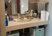 Dorm Bathroom Ideas & Survival Hacks DIY Dorm Bathroom Decor Ideas