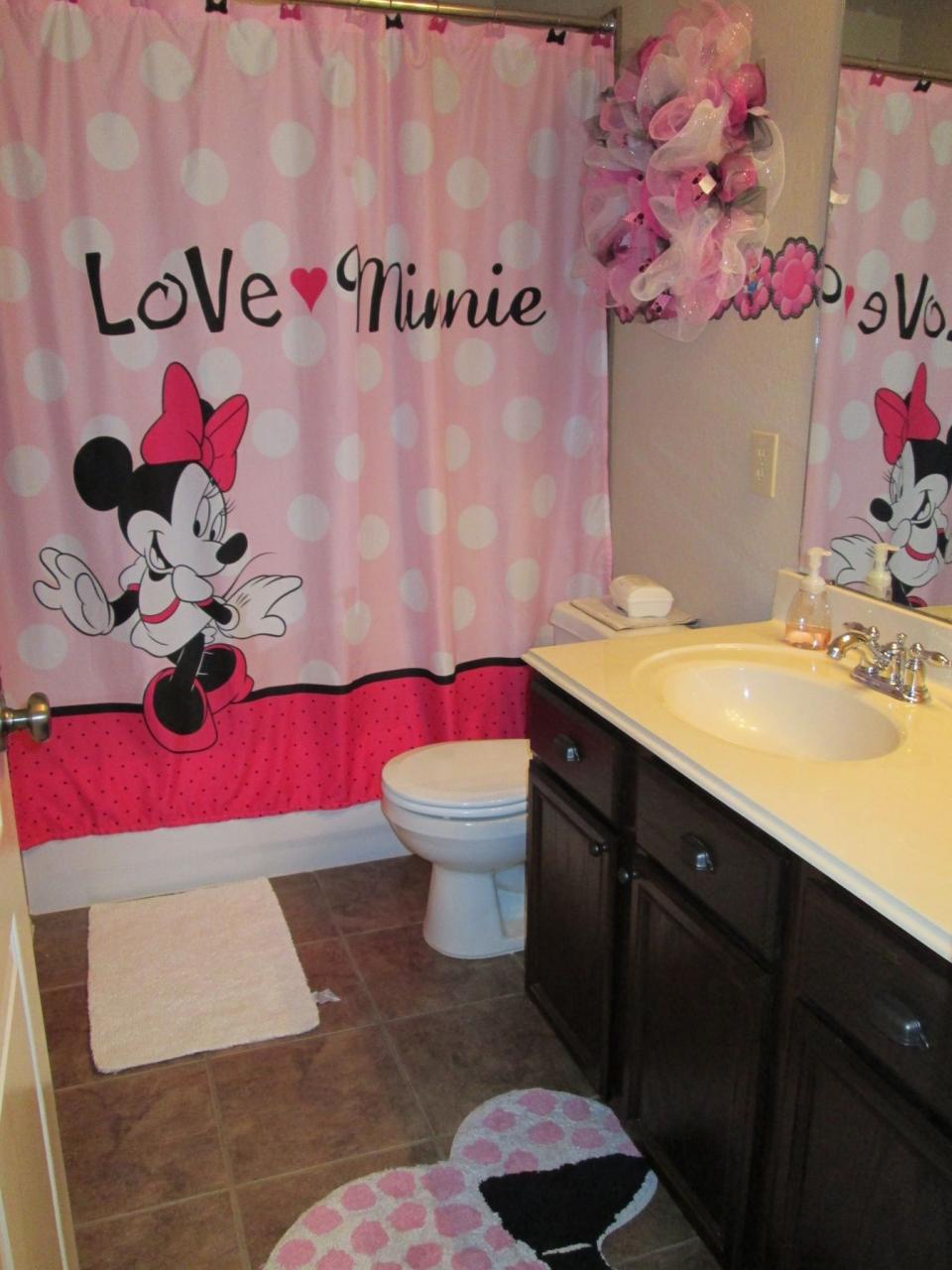 30 Bathroom Sets Design Ideas with Images Minnie mouse bathroom decor