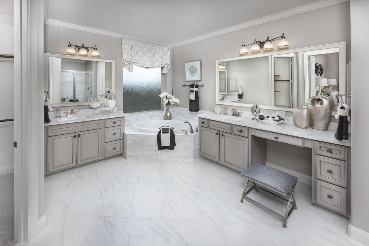Stunning Lennar Homes Master Bathroom Bathroom remodel master, Master