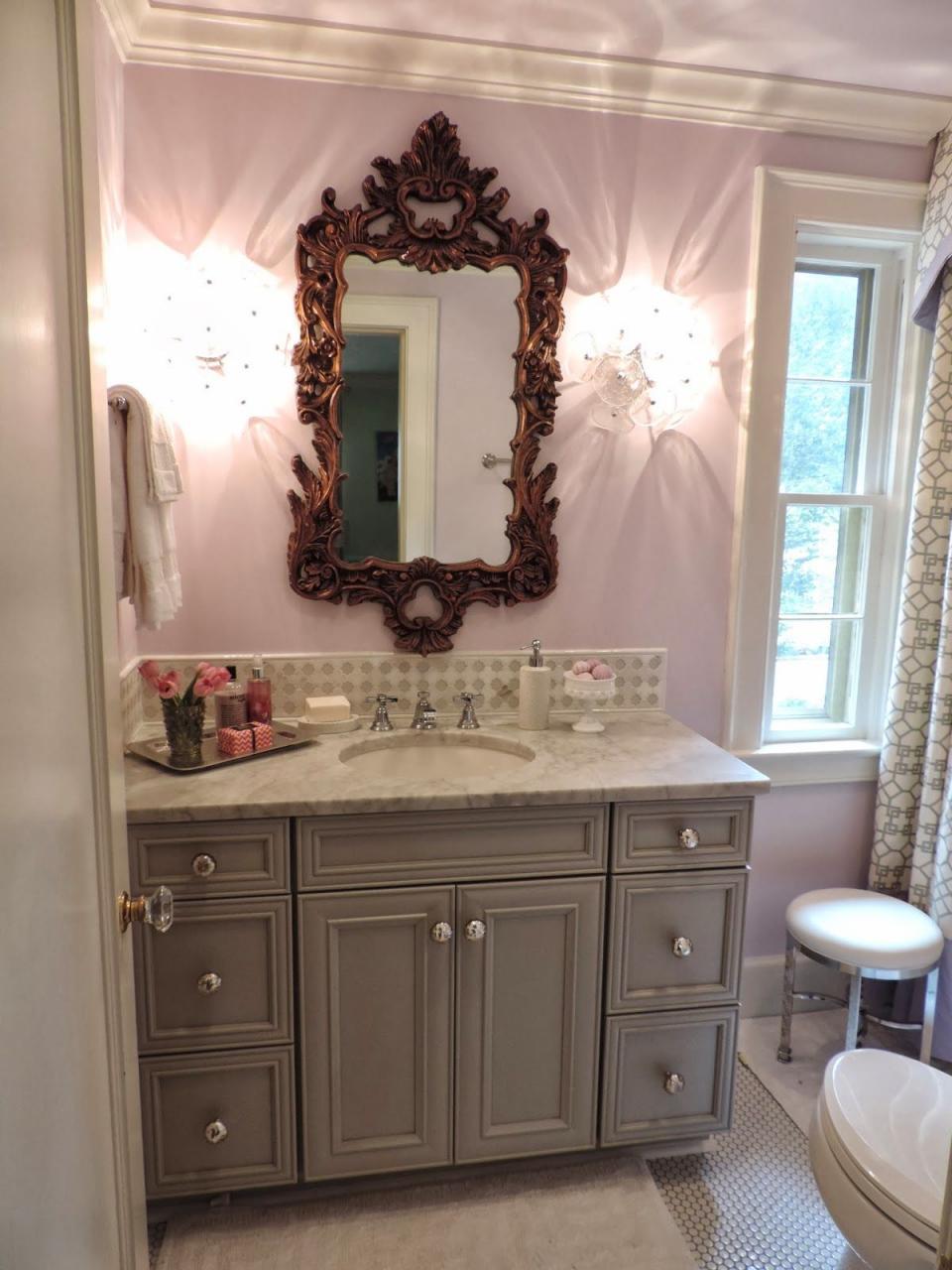 Lilac Bathroom Amazing bathrooms, Diy bathroom decor, Bathroom decor