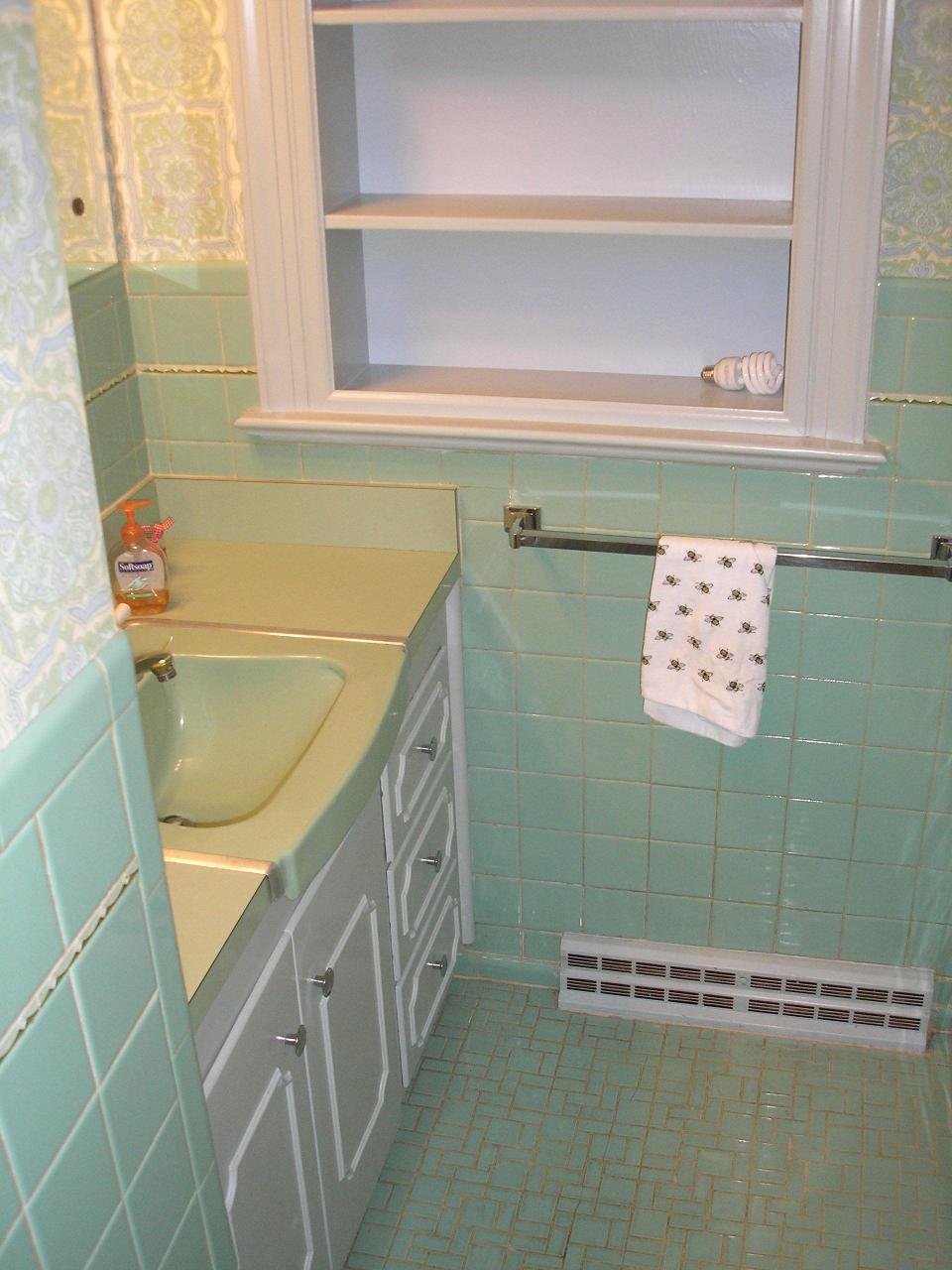 Mint Green Bathroom Ideas Awesome Lawrence Bill asks for More Ideas for
