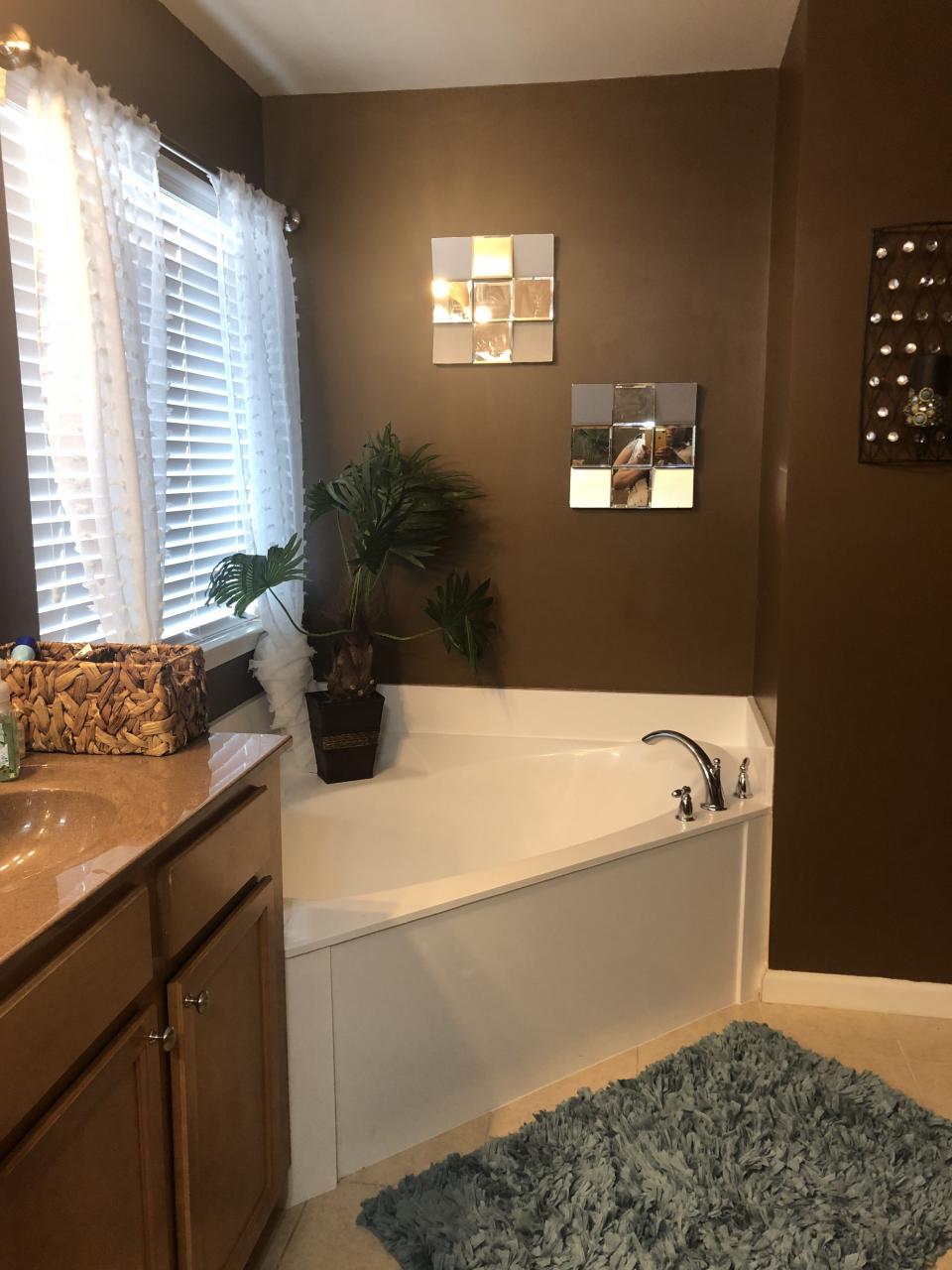 Brown Bathroom Decor Ideas