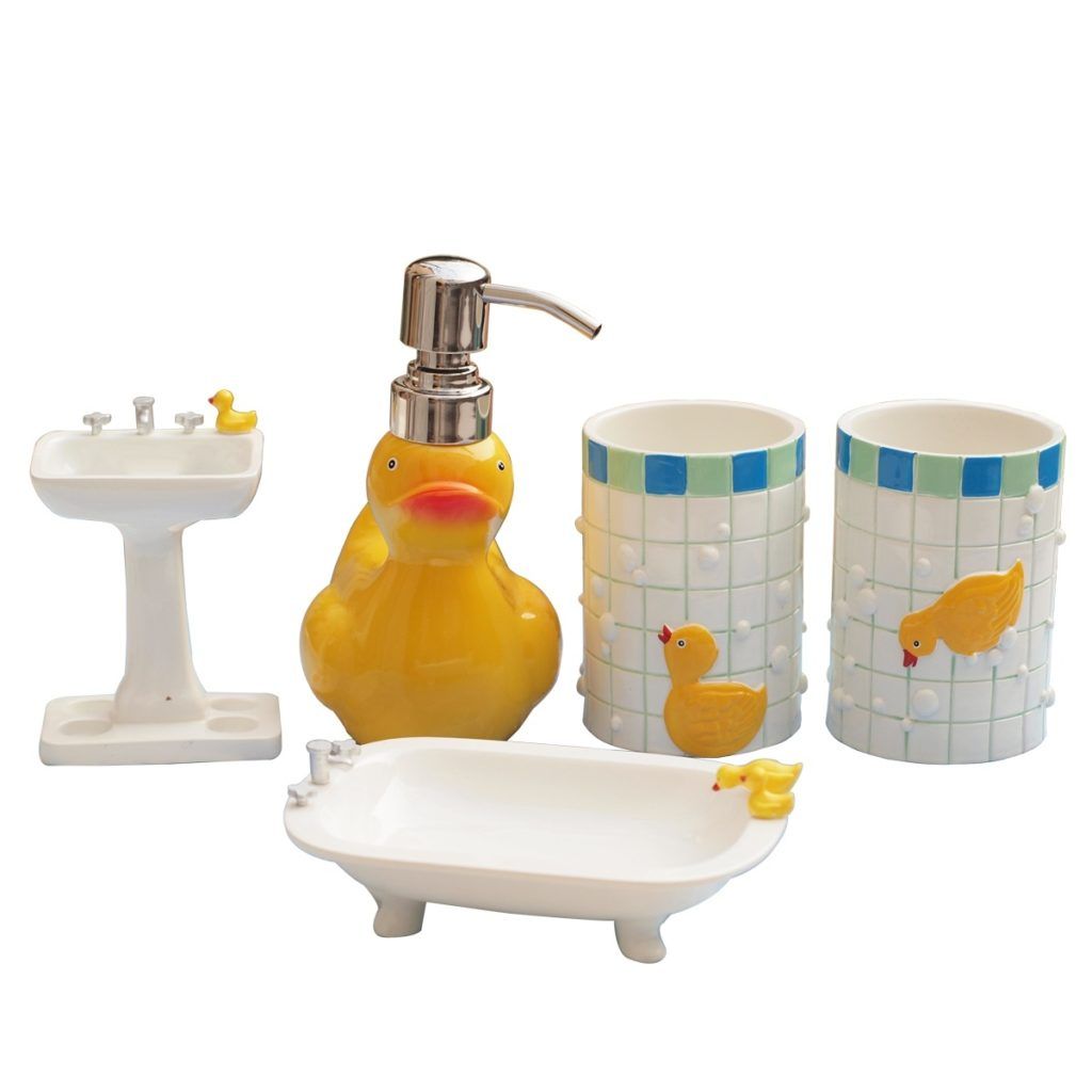 duck dynasty bathroom set Duck bathroom, Bathroom sets, Rubber duck