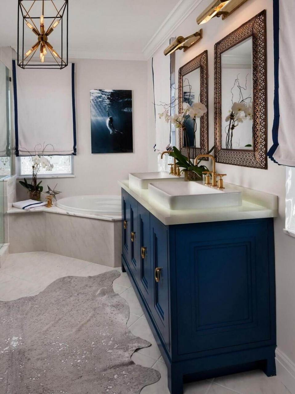 navy blue bathroom vanity Blue bathroom interior, Bathroom remodel
