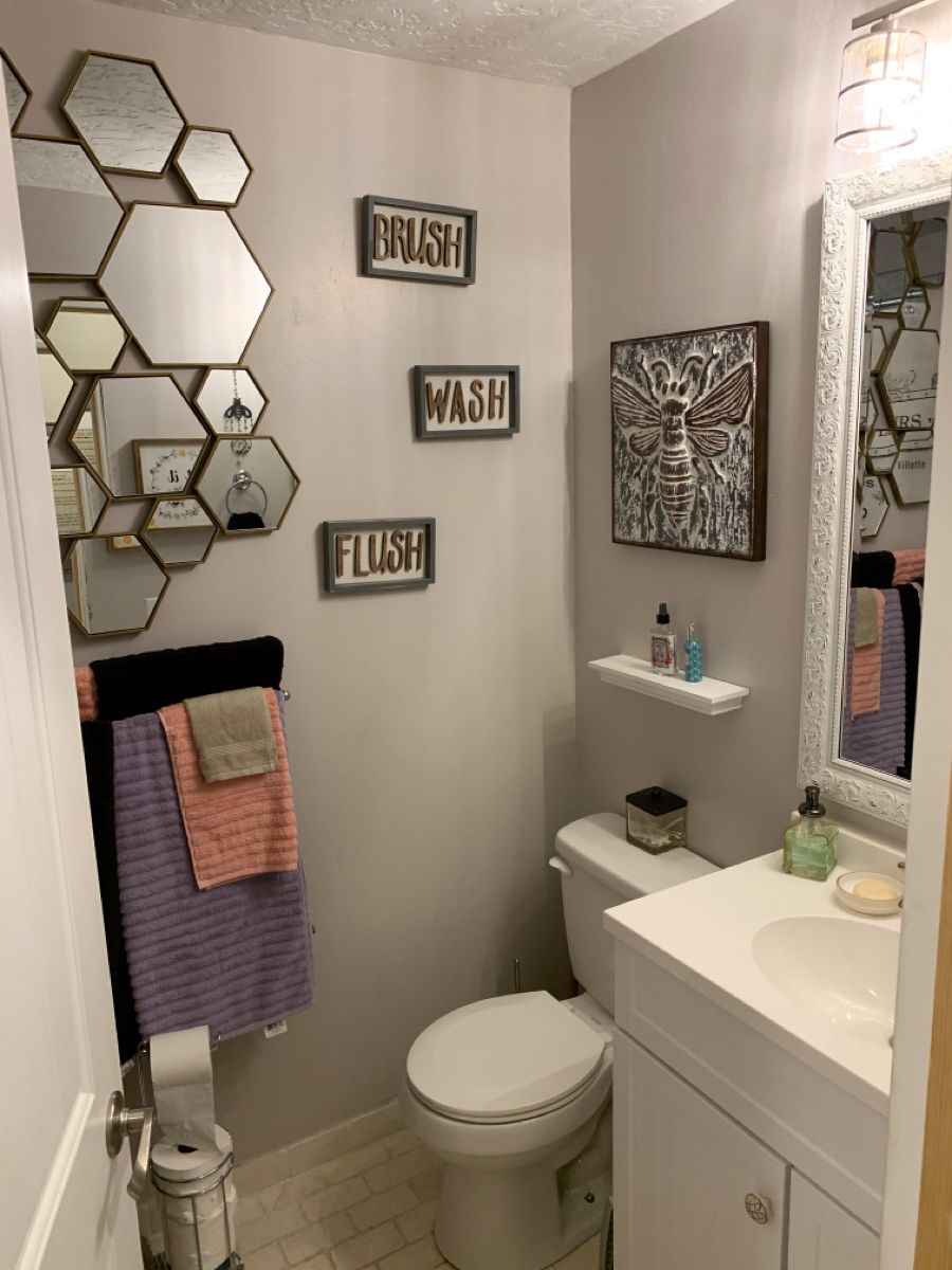 Bee Guest Bath Bathroom decor, Bee room, Decor