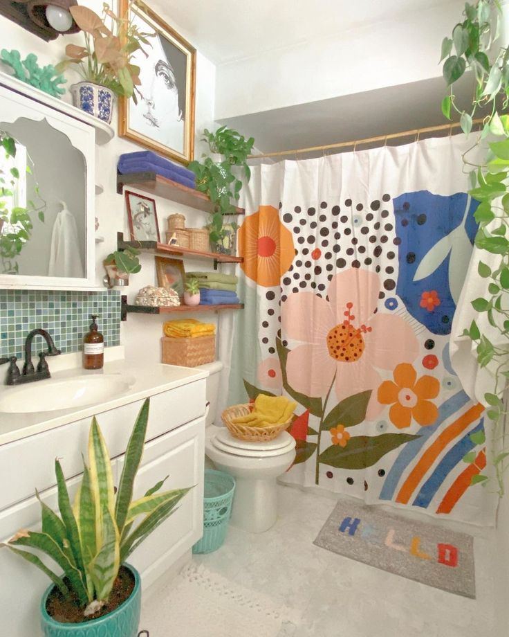 Colorful Floral Bathroom Decor Home decor quotes, Bathroom decor
