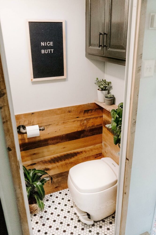 13 Incredible Bathroom Camper Decor Ideas Small space living