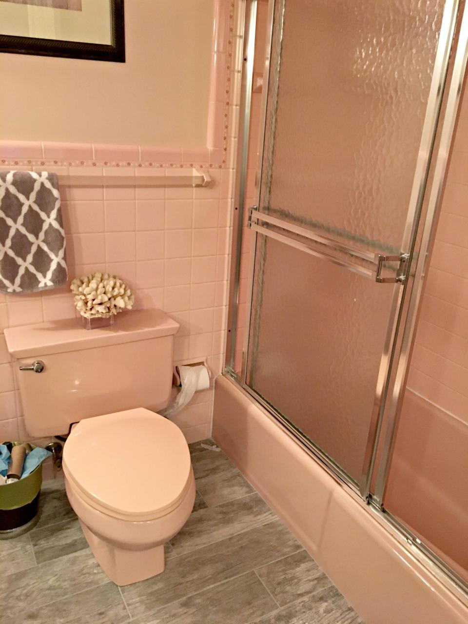 16+ Bathroom Ideas With Pink Tub, Top Concept!