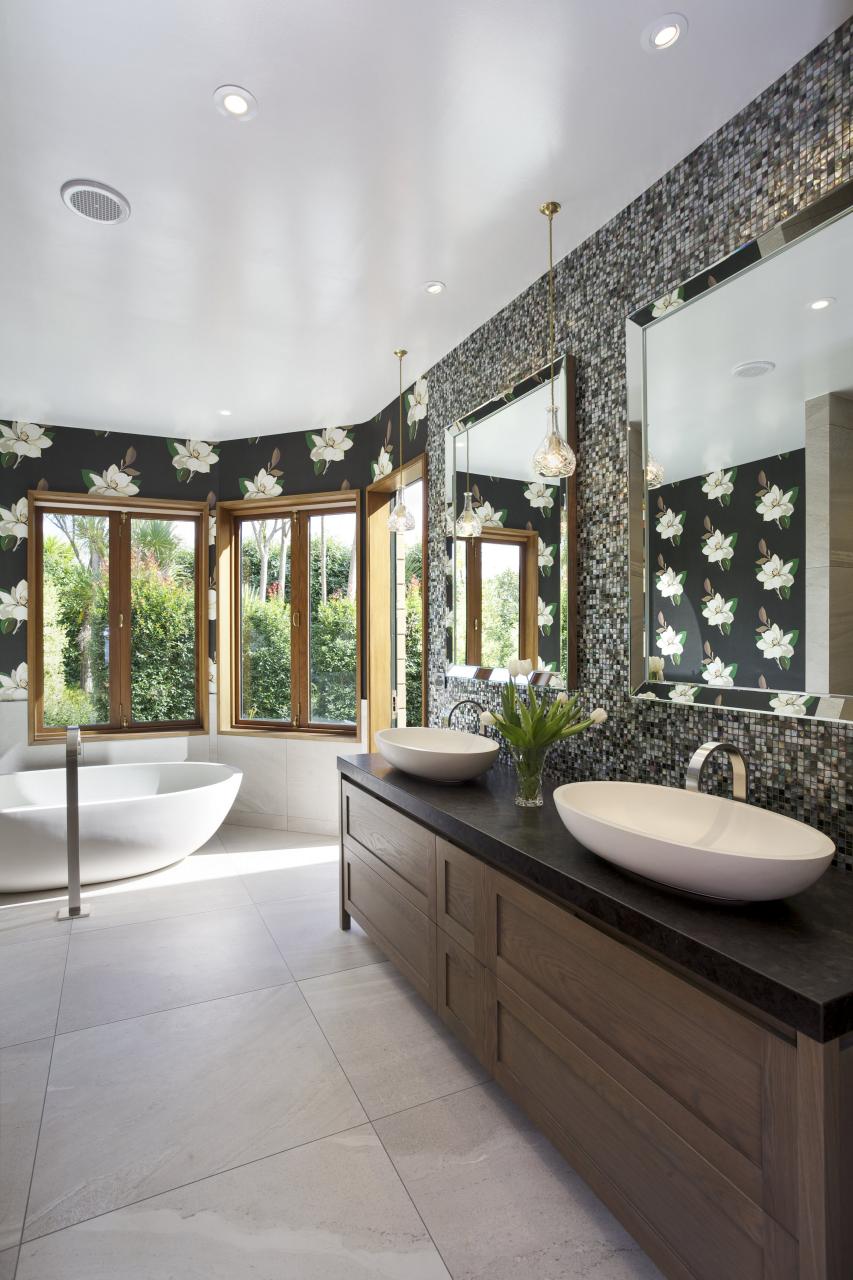AwardWinning Bathrooms Showcase Prime Veneer EBOSS