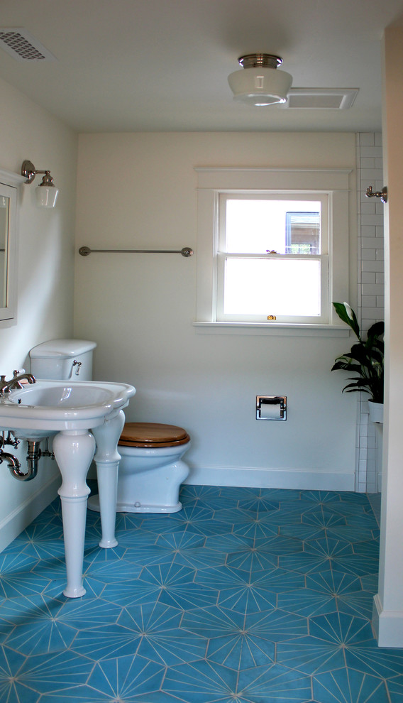 Santa Cruz, California Bungalow Remodel Bathroom San Francisco by