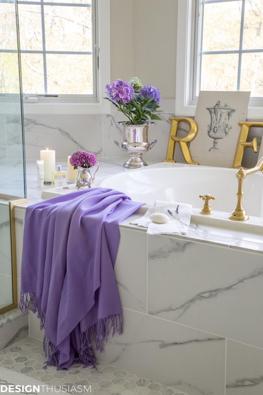 20 Minute Decorating Summer Refresh for Your Bathroom Decor